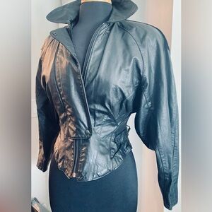 Vintage Women's Black Leather Jacket